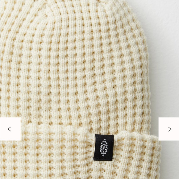Free People Movement Winter White Cool Down Beanie acrylic hat warm soft cream - Picture 5 of 10